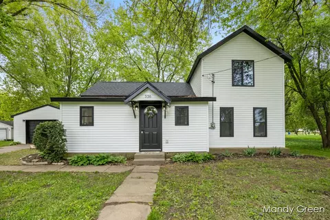 536 E Grant St, Sheridan, MI 48884