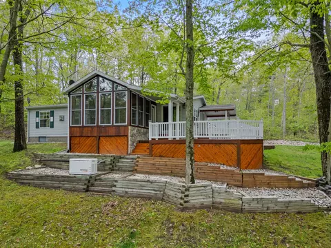 10076 11 Mile, Mecosta, MI 49332