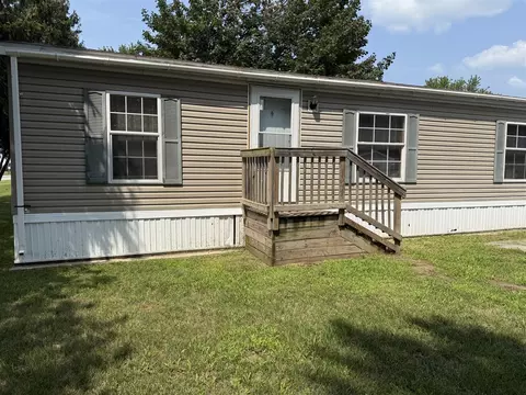 501 N Us 131 # 17, White Pigeon, MI 49099