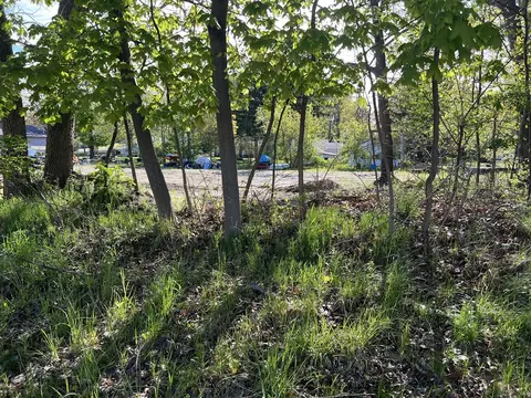 2 North Rath Avenue, Ludington, MI 49431