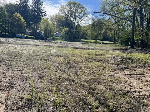 3 North Rath Avenue, Ludington, MI 49431