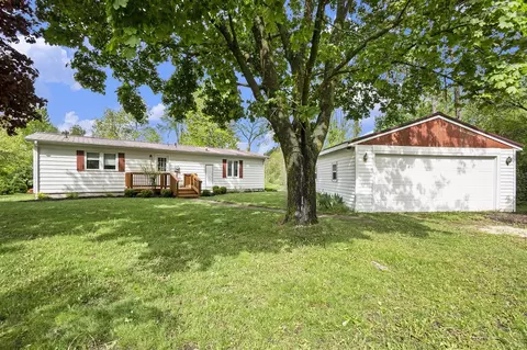 1862 19 Mile Rd, Barryton, MI 49305