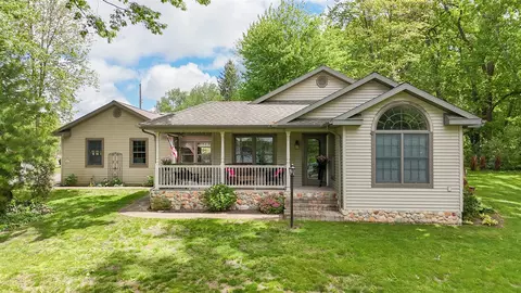 31941 Terry, Dowagiac, MI 49047