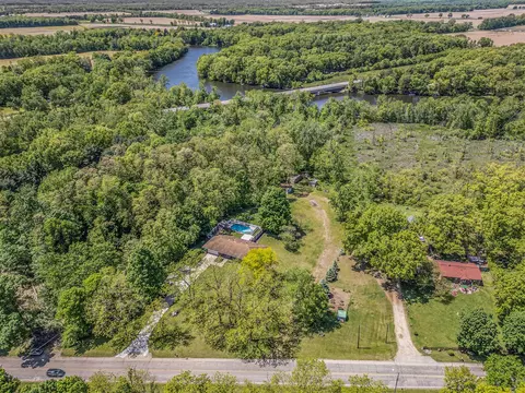 720 Riverside, Constantine, MI 49042 photo 26