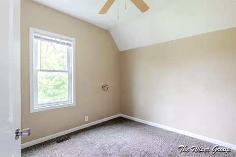 Bedroom - 222 Leonard, Belding, MI 48809 photo 4 of 6