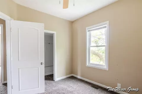 Bedroom - 222 Leonard, Belding, MI 48809 photo 5 of 6