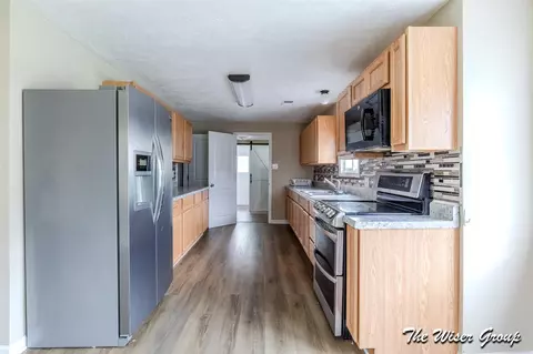 Kitchen - 222 Leonard, Belding, MI 48809 photo 3 of 3