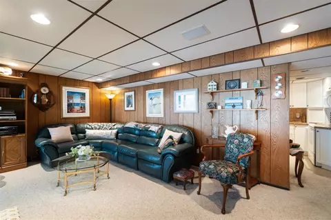 Living - 11676 Bradley, Jerome, MI 49249 photo 11 of 11