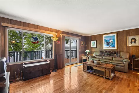Living - 11676 Bradley, Jerome, MI 49249 photo 5 of 11