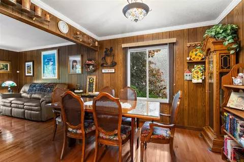 Dining - 11676 Bradley, Jerome, MI 49249 photo 3 of 3
