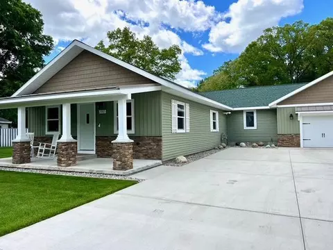 2985 Middle Lk, Twin Lake, MI 49457