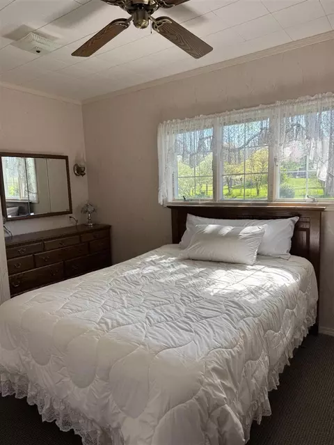 220 E Preuss, Manistee, MI 49660 photo 9