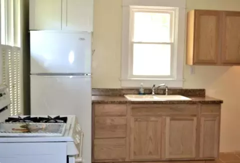 Kitchen - 116 Huron, Niles, MI 49120 photo 1 of 4