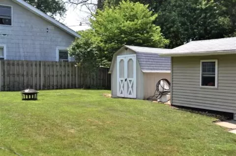 Exterior - 116 Huron, Niles, MI 49120 photo 6 of 9