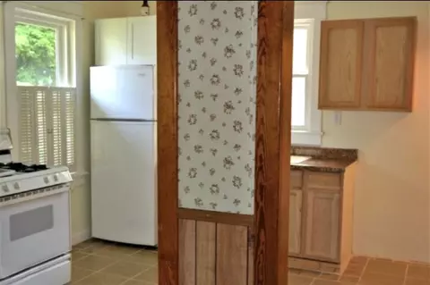 Kitchen - 116 Huron, Niles, MI 49120 photo 4 of 4