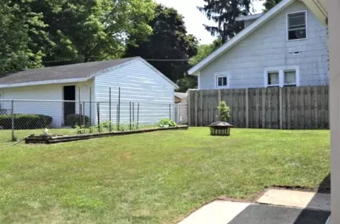 Exterior - 116 Huron, Niles, MI 49120 photo 7 of 9