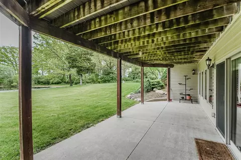 Exterior - 2210 Lindsey, Jackson, MI 49201 photo 26 of 28