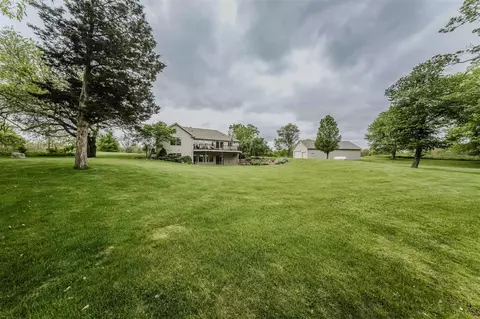 Exterior - 2210 Lindsey, Jackson, MI 49201 photo 11 of 28