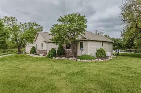 Exterior - 2210 Lindsey, Jackson, MI 49201 photo 17 of 28