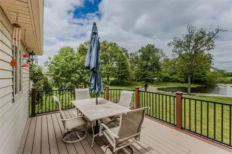 Exterior - 2210 Lindsey, Jackson, MI 49201 photo 19 of 28