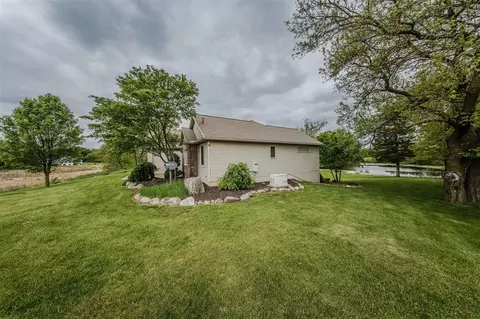 Exterior - 2210 Lindsey, Jackson, MI 49201 photo 15 of 28