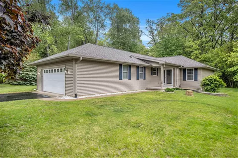 232 Embury, Battle Creek, MI 49014