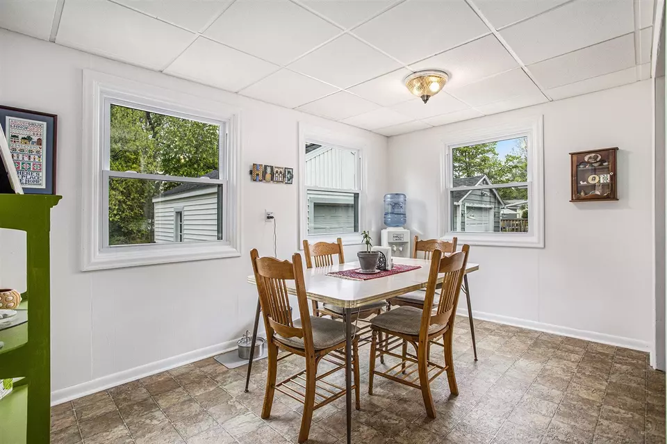 Dining - 211 East, Marshall, MI 49068 photo 1 of 1