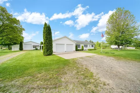 Exterior - 10639 Hanover, Hanover, MI 49241 photo 3 of 11