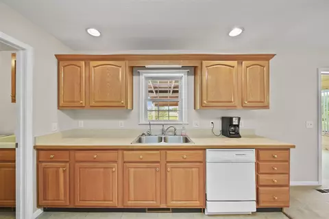 Kitchen - 10639 Hanover, Hanover, MI 49241 photo 3 of 4