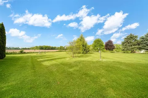 Exterior - 10639 Hanover, Hanover, MI 49241 photo 8 of 11