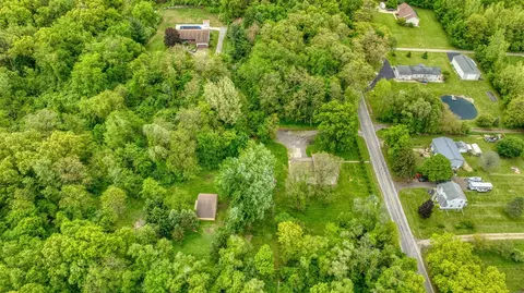 View/Area - 7331 Browns Lk, Jackson, MI 49201 photo 4 of 7