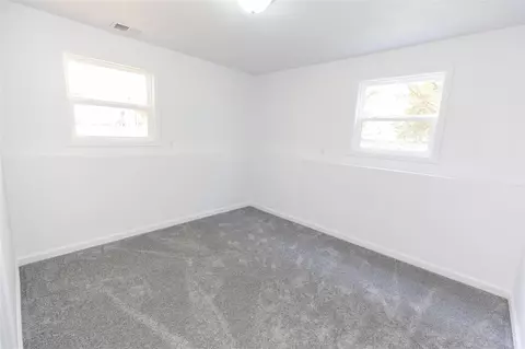 Bedroom - 126 Bluff, Buchanan, MI 49107 photo 4 of 6