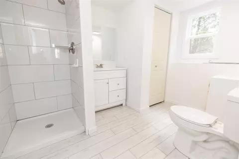 Bath - 126 Bluff, Buchanan, MI 49107 photo 2 of 2