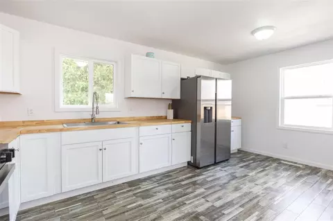 Kitchen - 126 Bluff, Buchanan, MI 49107 photo 1 of 4