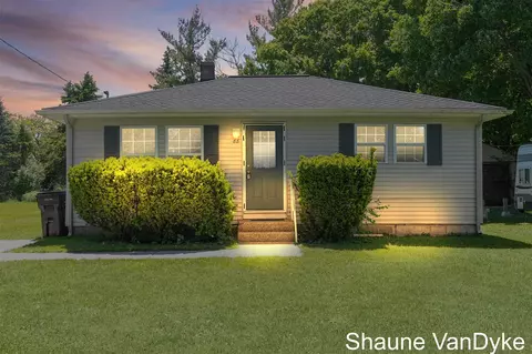 88 Violet, Grand Rapids, MI 49548