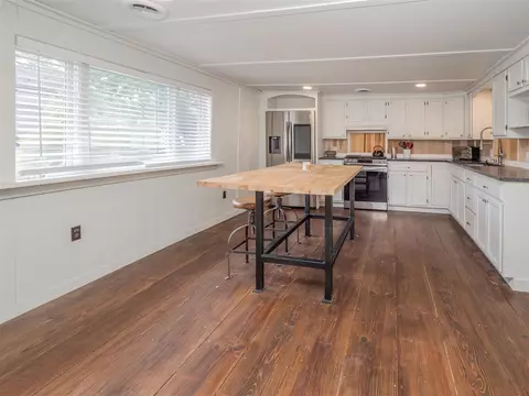 Kitchen - 202 Second, Plainwell, MI 49080 photo 1 of 4
