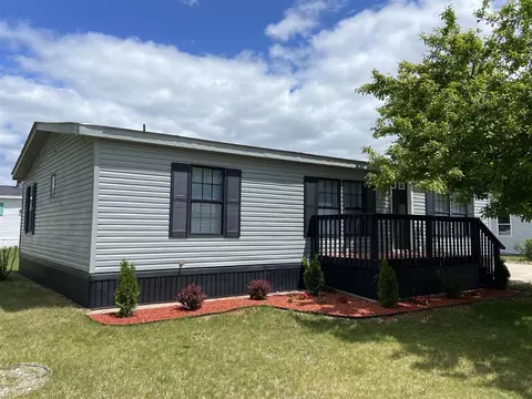 4050 Larkspur, Muskegon, MI 49442