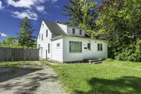 566 Davis, Ypsilanti, MI 48198