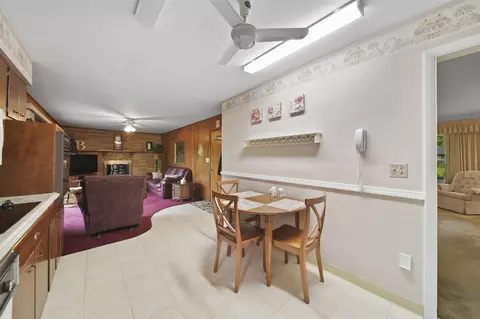 2074 Campbell, Jackson, MI 49202 photo 10
