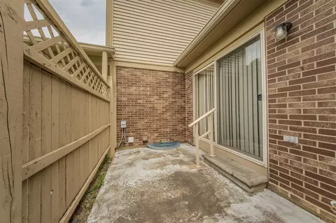Exterior - 128 Commons, Saline, MI 48176 photo 6 of 7