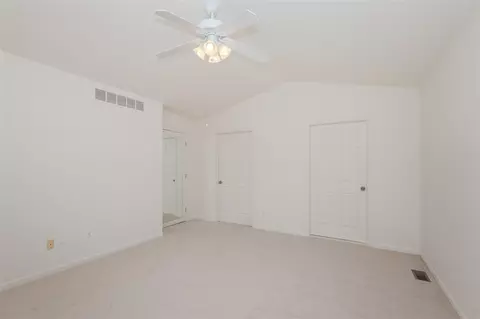 Bedroom - 128 Commons, Saline, MI 48176 photo 4 of 9