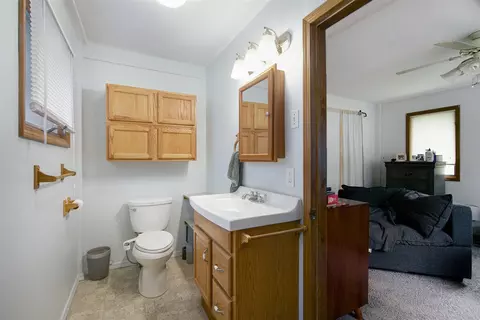 Bath - 3209 Springbrook, Ann Arbor, MI 48108 photo 1 of 4