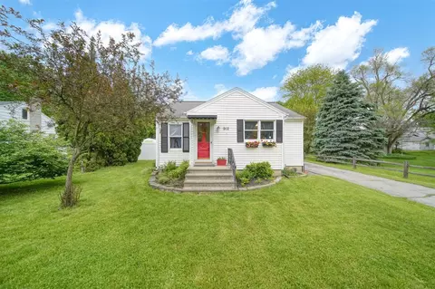 912 Gerald, Jackson, MI 49203 photo 2