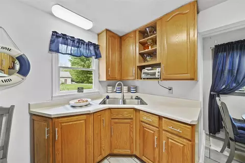 912 Gerald, Jackson, MI 49203 photo 12