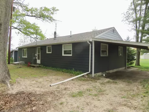 Exterior - 6248 Howard, Gladwin, MI 48624 photo 4 of 8