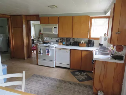 Kitchen - 6248 Howard, Gladwin, MI 48624 photo 1 of 3