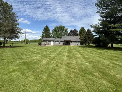 Exterior - 13830 S Grange, Eagle, MI 48822 photo 6 of 10