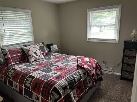 Bedroom - 13830 S Grange, Eagle, MI 48822 photo 2 of 3