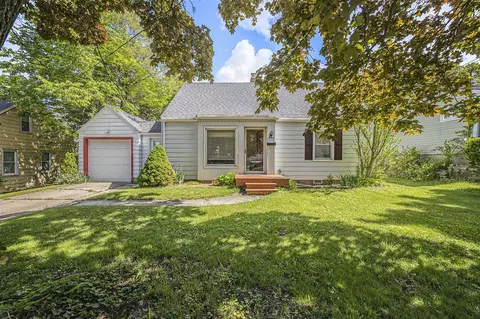 537 Wolverine, Grand Rapids, MI 49505