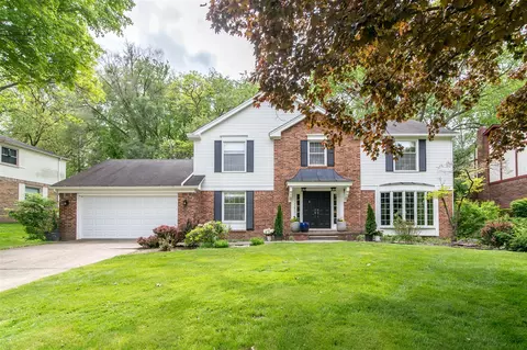 30645 Turtle, Farmington Hills, MI 48331